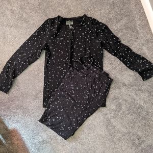 Woman's pajamas
